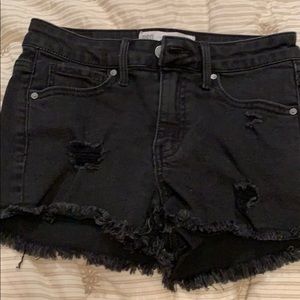 EUC RSQ venice mid rise size 23
No signs of wear